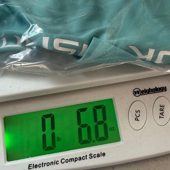 HUK Pursuit Performance Shirt Size L Crew Neck Pullover Sun Protection Fishing - Picture 16 of 16